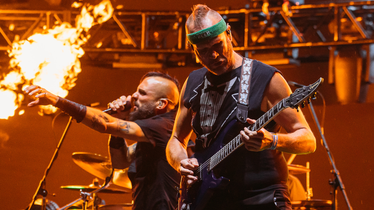Killswitch Engage live performance
